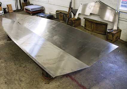 One-piece aluminum bottom